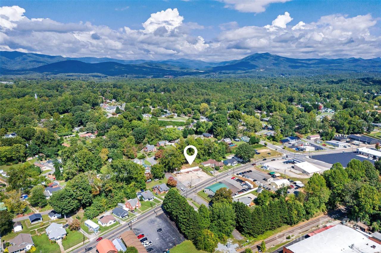 551 Court Street - Photo 1