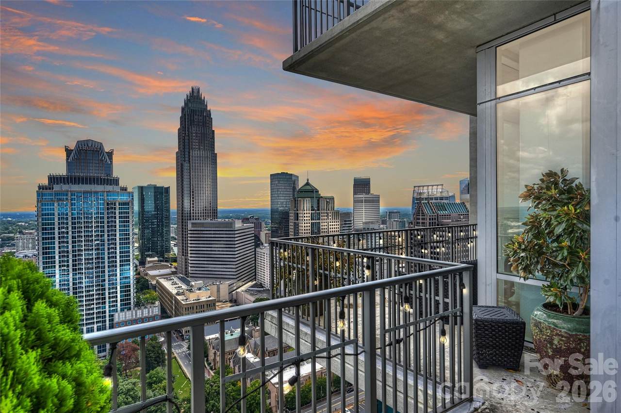 215 Pine Street - Photo 1