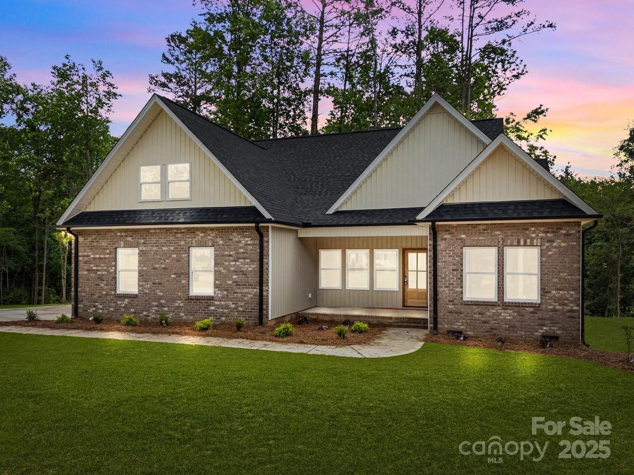 315 Bonaventure Drive - Photo 1