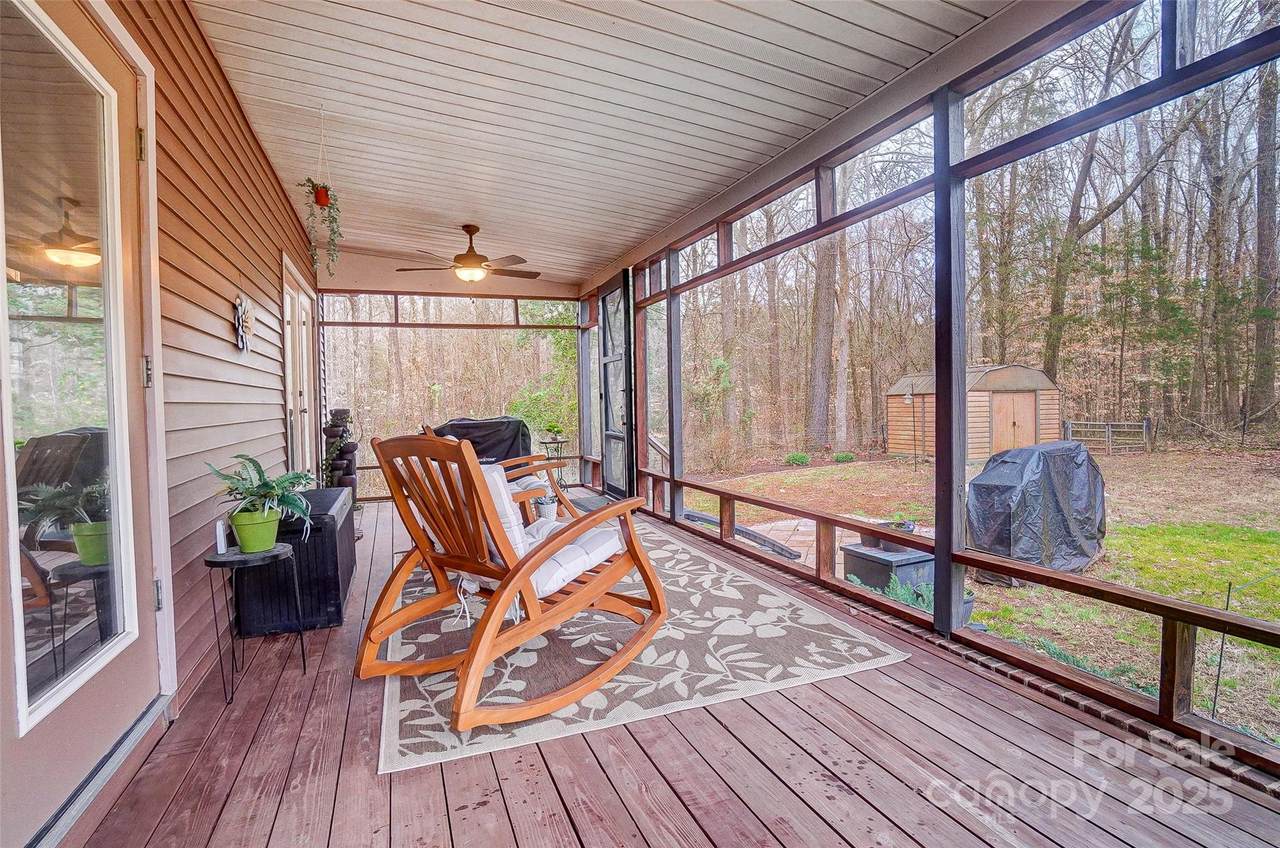 8115 Kingsland Drive - Photo 1