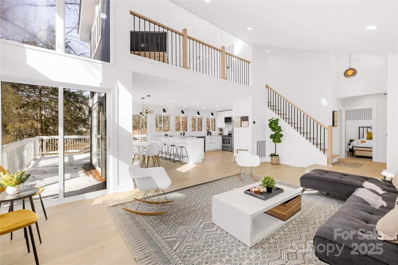 126 Abbey Lane - Photo 1