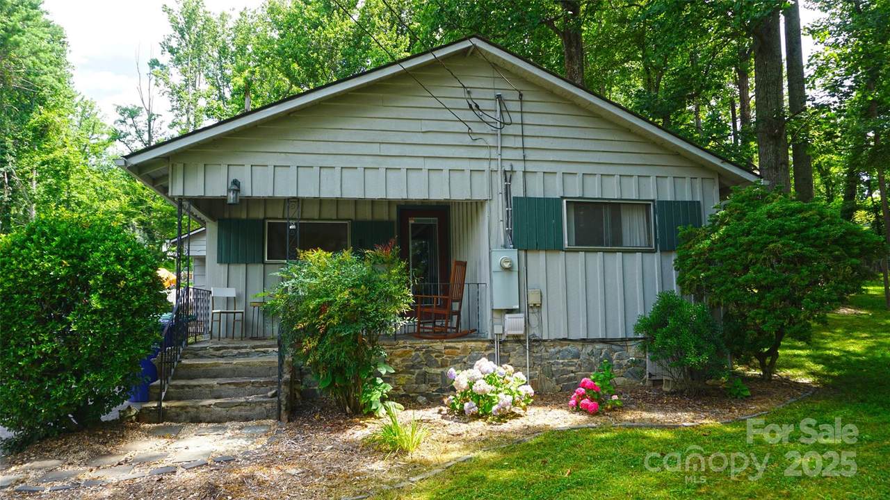 215 Cedar Lane - Photo 1