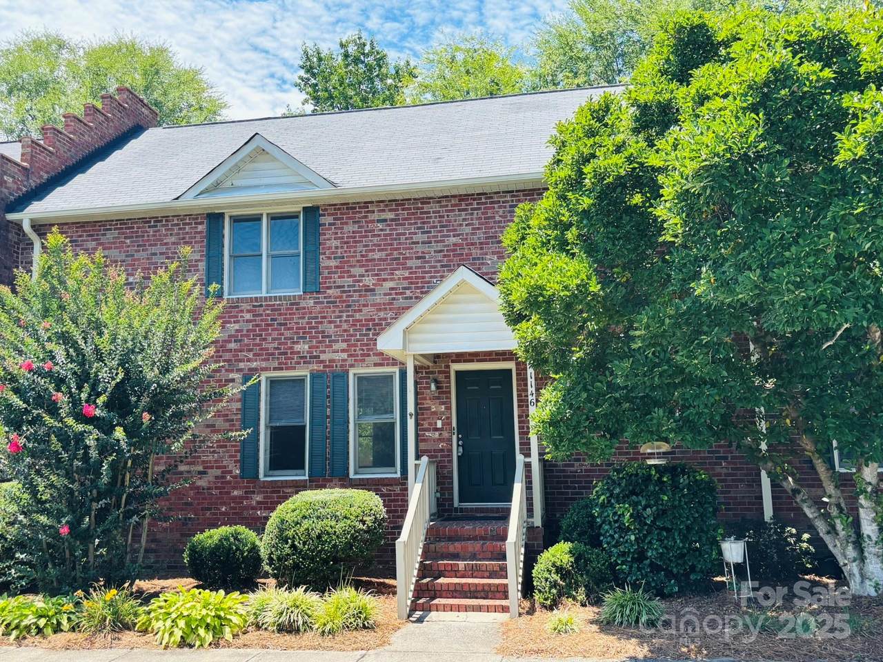 1146 Crestmont Drive - Photo 1
