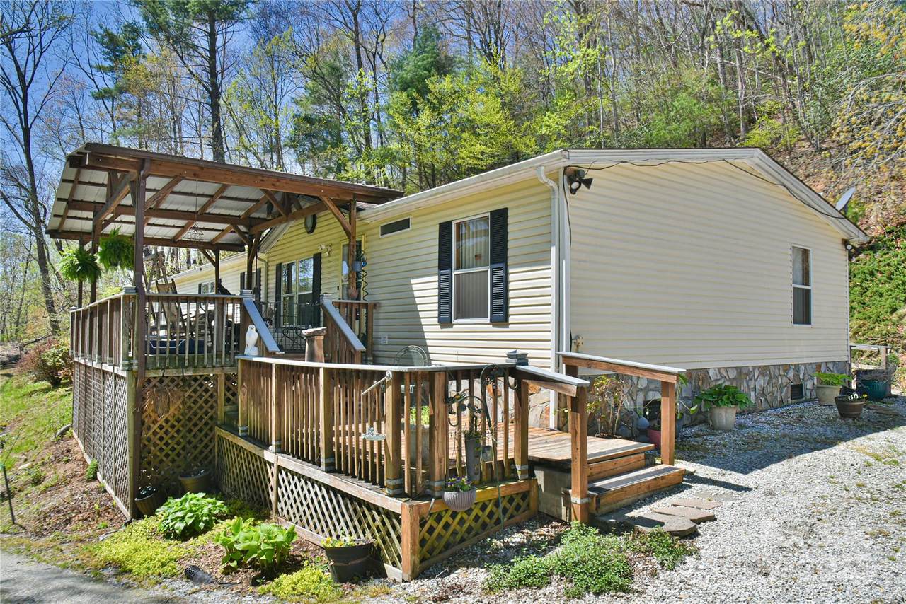 1707 Honeycutt Road - Photo 1