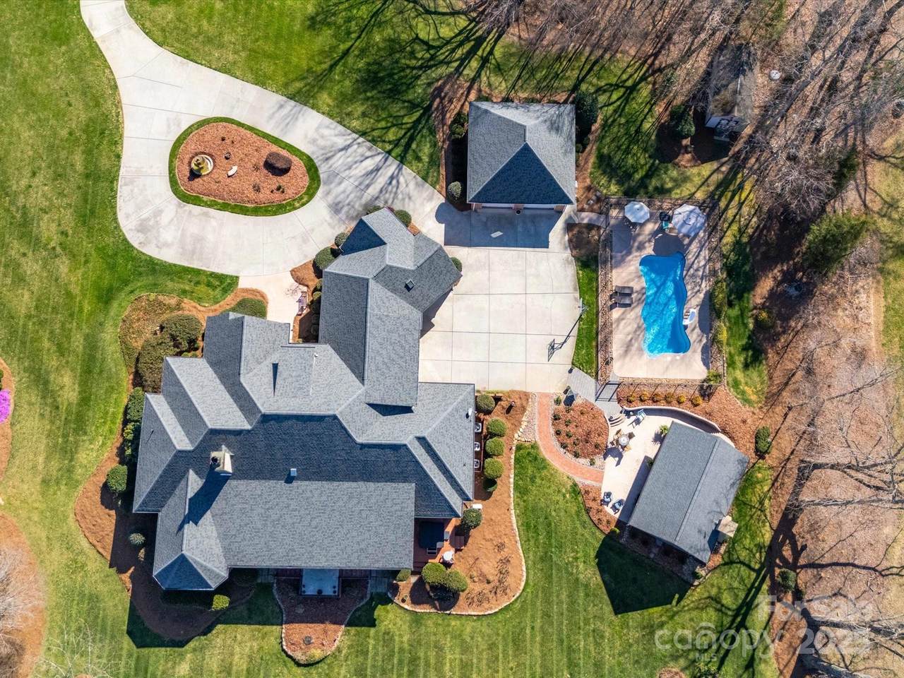 810 Lake Wright Road - Photo 1