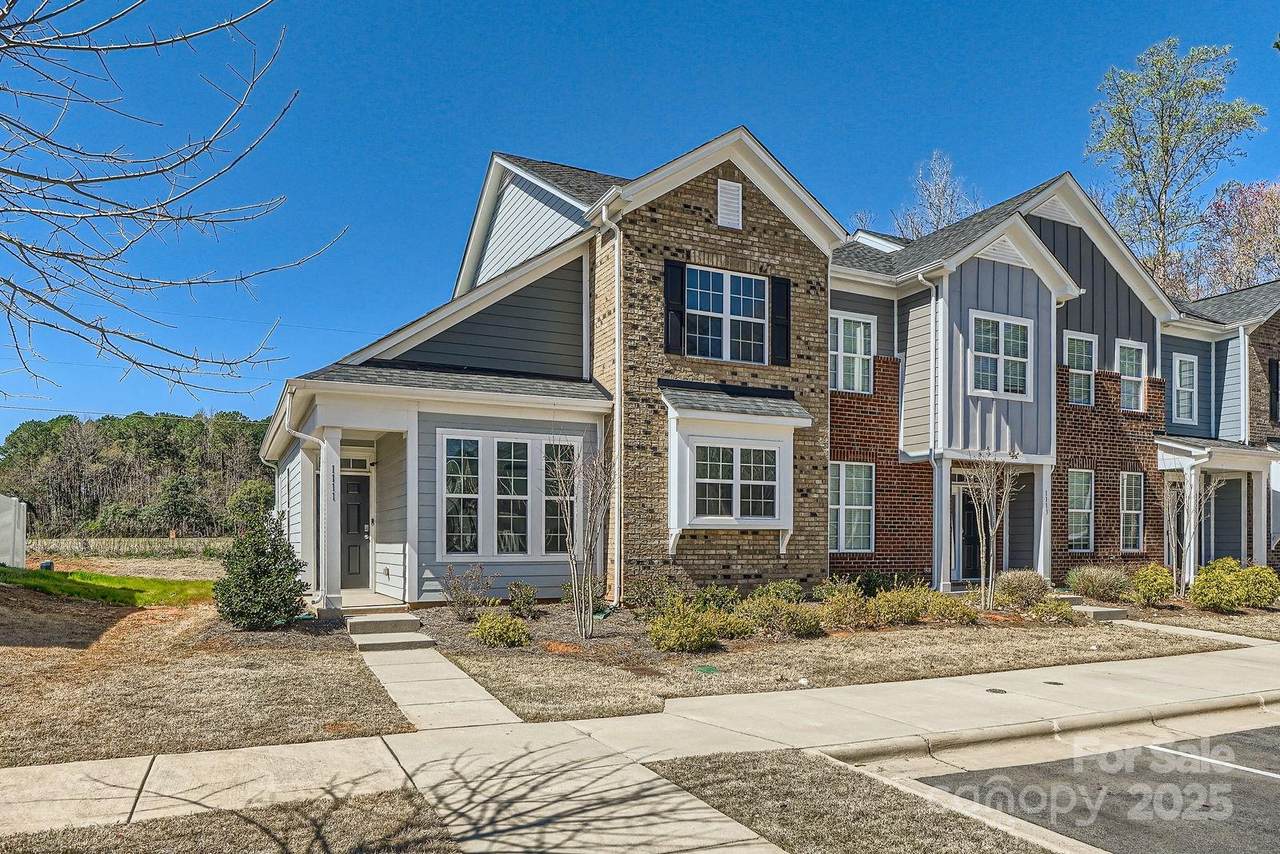 1111 Johns Walk Way - Photo 1