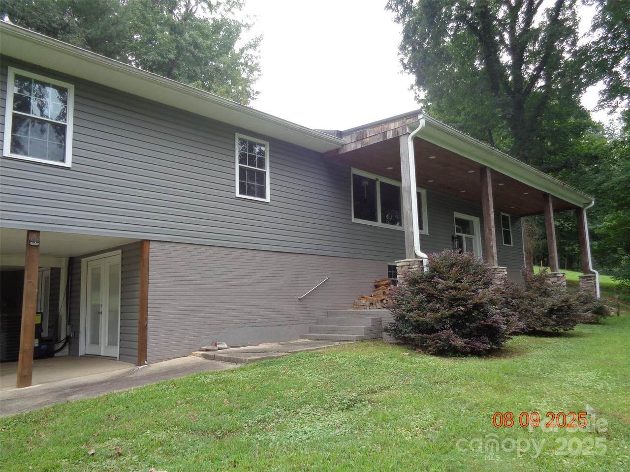 53 Forest Avenue - Photo 1