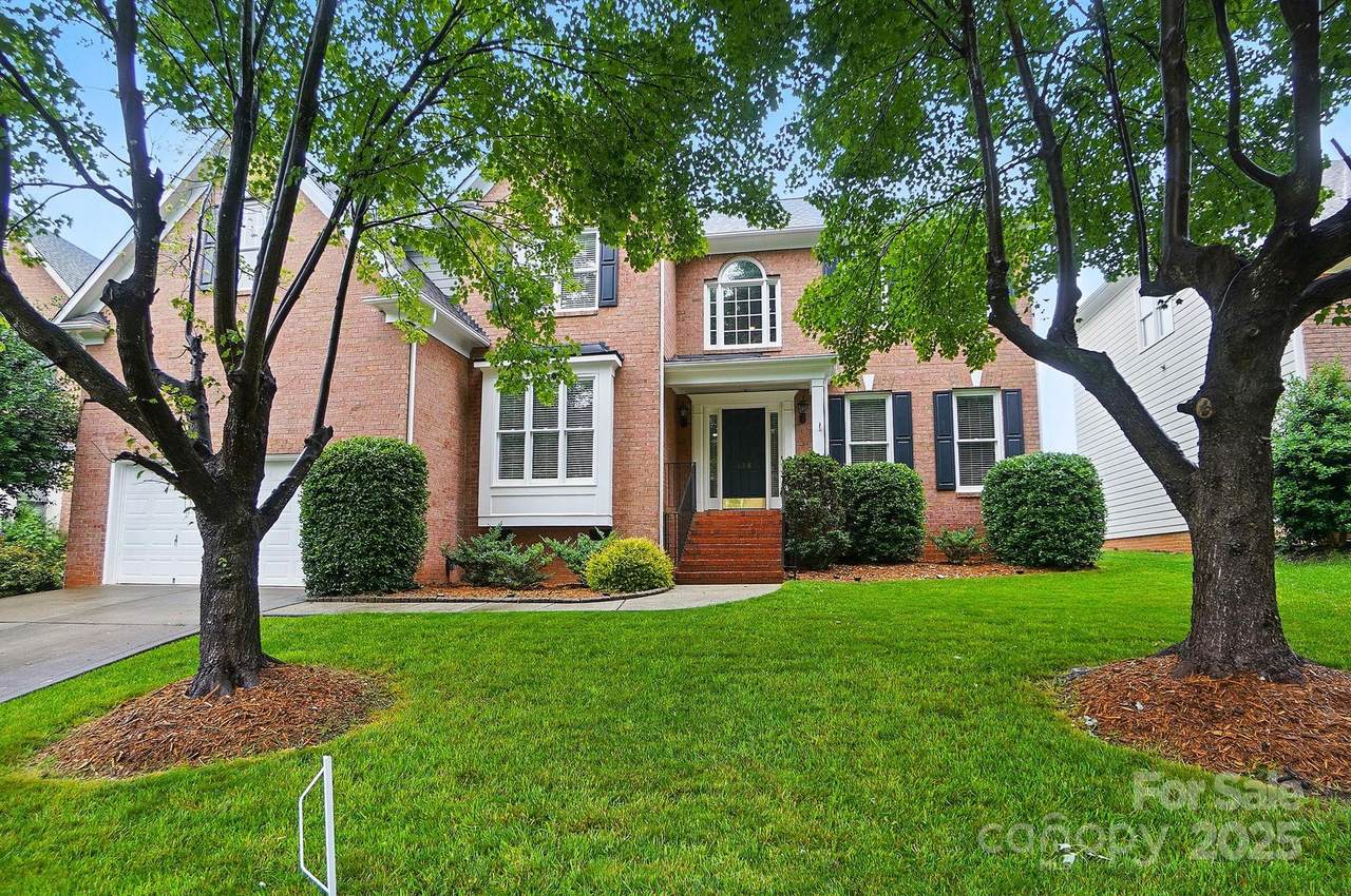 138 Montibello Drive - Photo 1