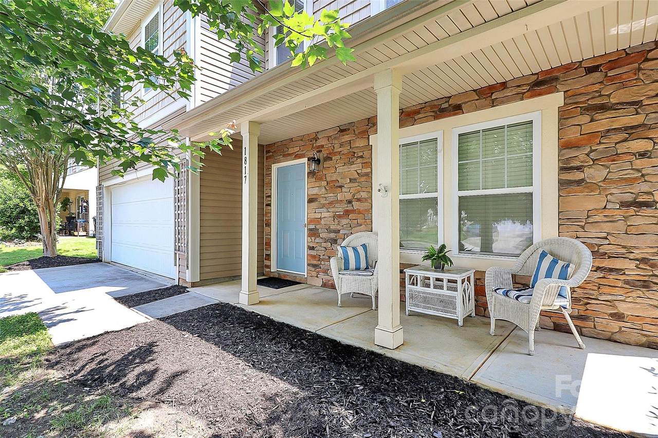 1817 Tradd Avenue - Photo 1