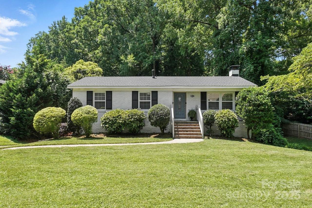 2528 Arnold Drive - Photo 1