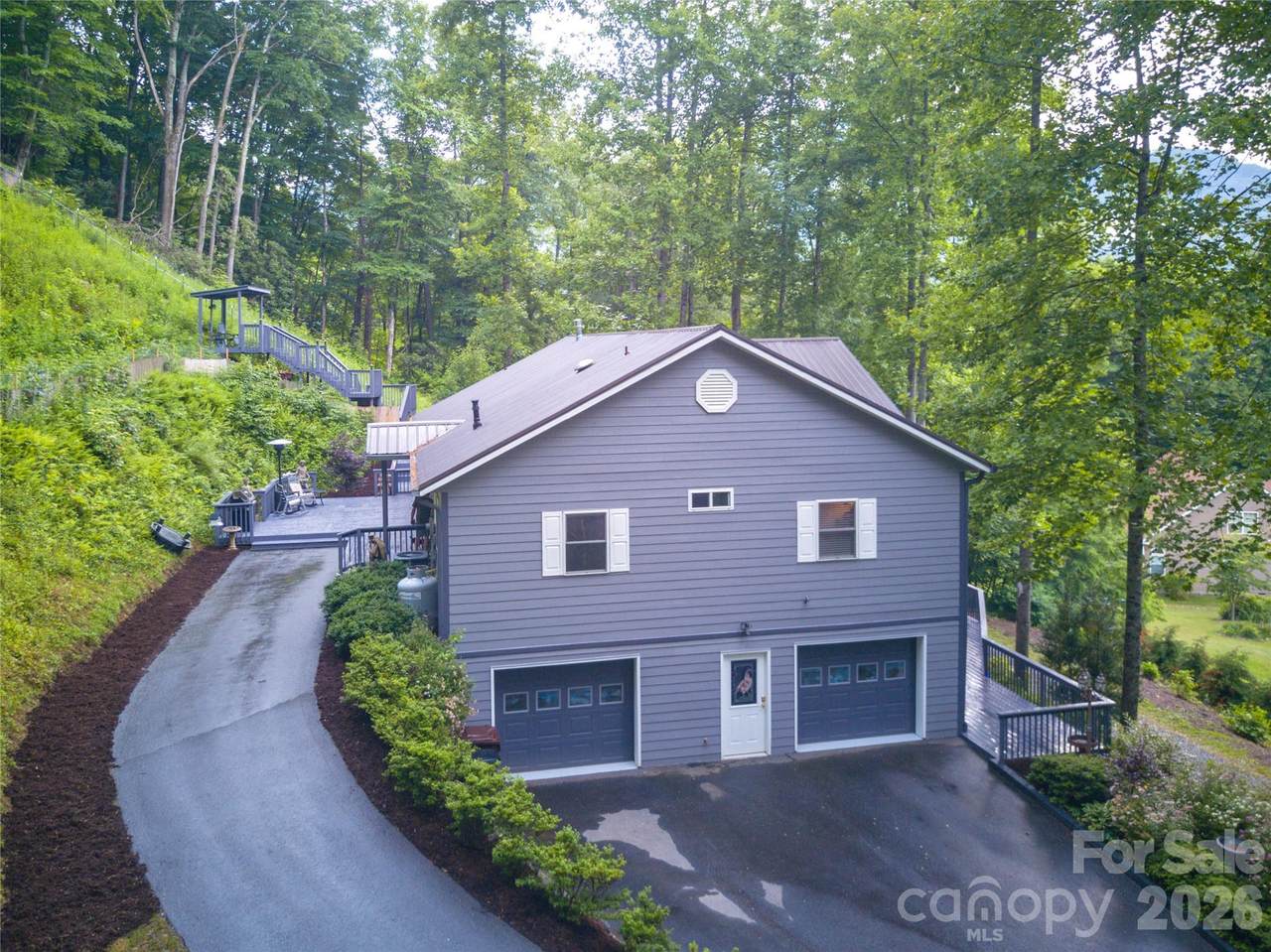 7 Higel Lane - Photo 1