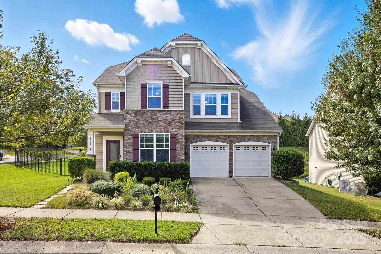 4813 Samuel Pinckney Drive - Photo 1