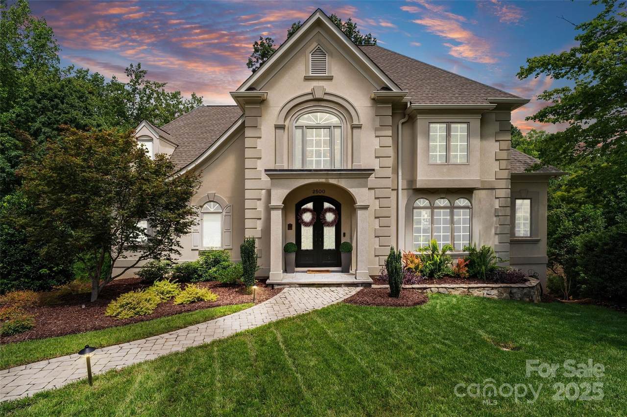 2500 Giverny Drive - Photo 1