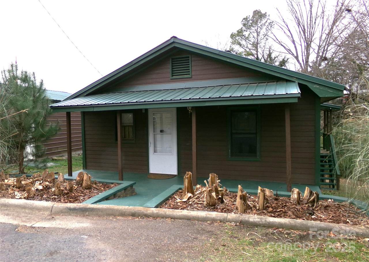 306 Dunlap Street - Photo 1