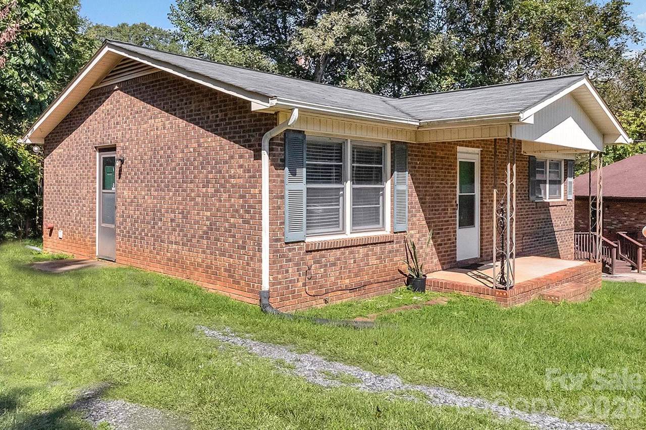 607 Waylen Street - Photo 1