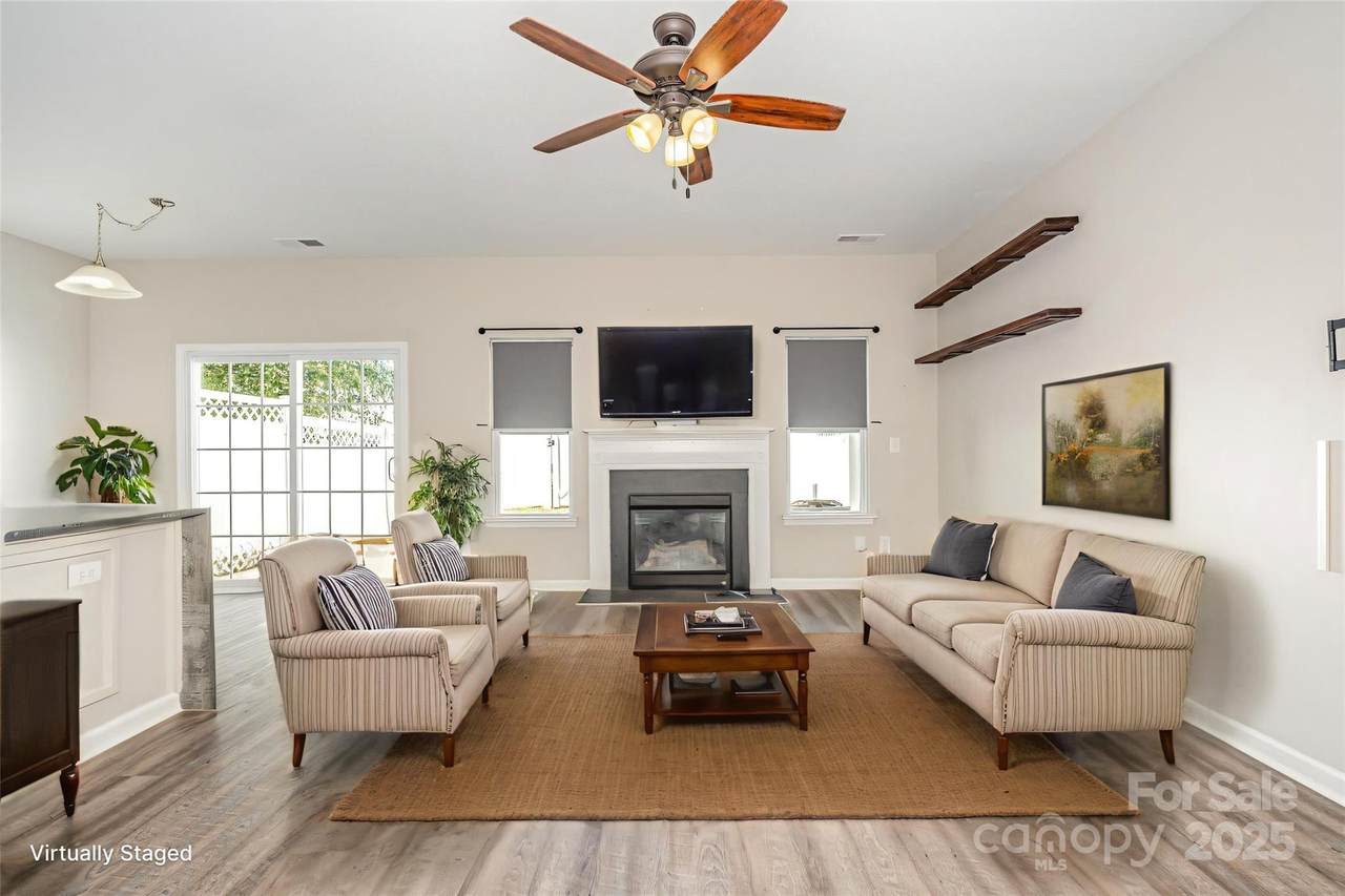 2095 Shady Pond Drive - Photo 1