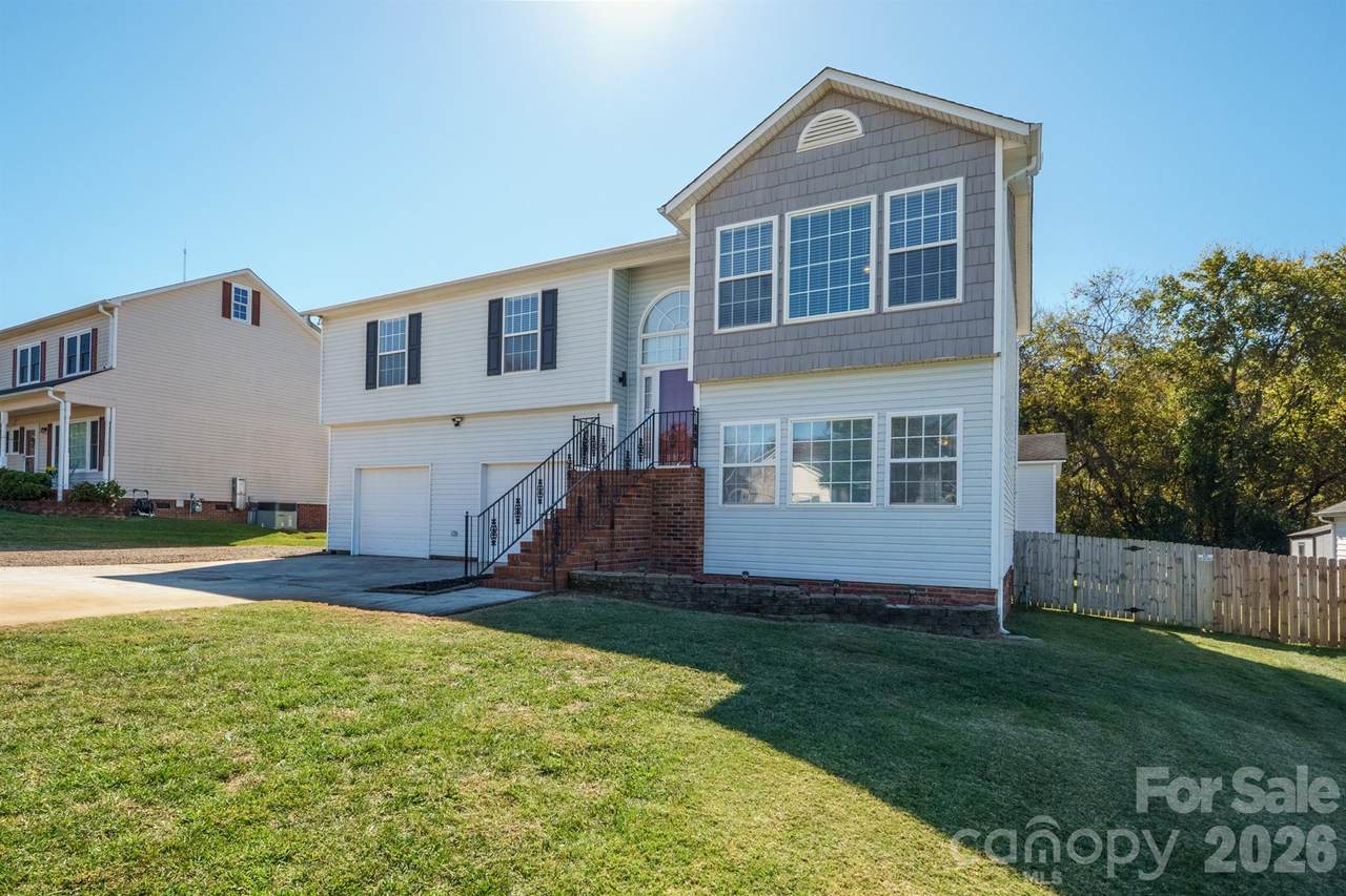 3673 Farm Lake Drive - Photo 1