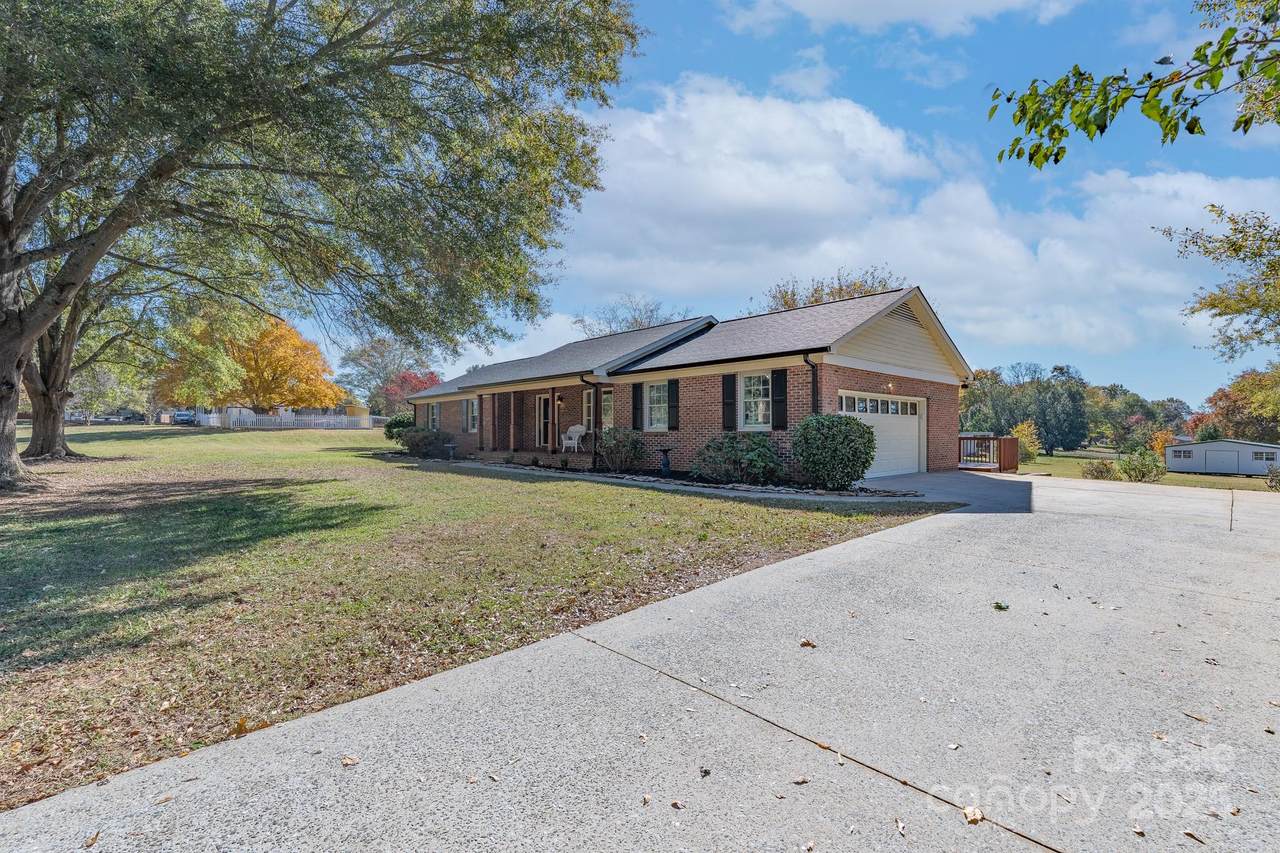 3105 Zion Church Road - Photo 1