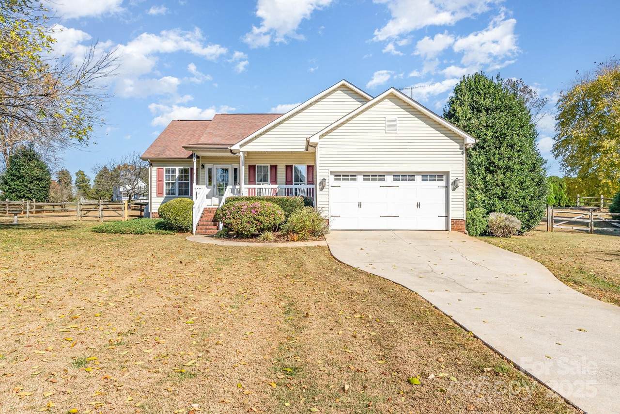 105 Cool Creek Lane - Photo 1