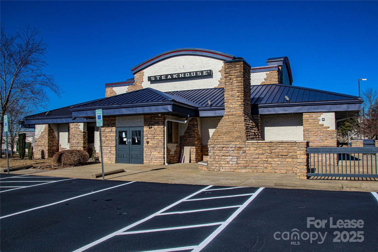 341 Rockwood Road - Photo 1