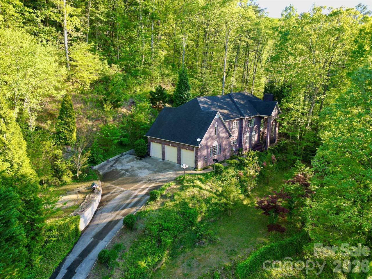 2983 Rockwood Drive - Photo 1