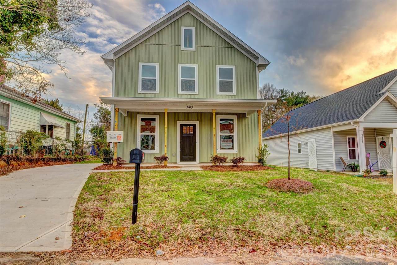 340 Hudson Street - Photo 1