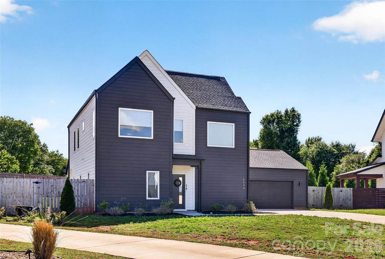 5044 Double Lakes Drive - Photo 1