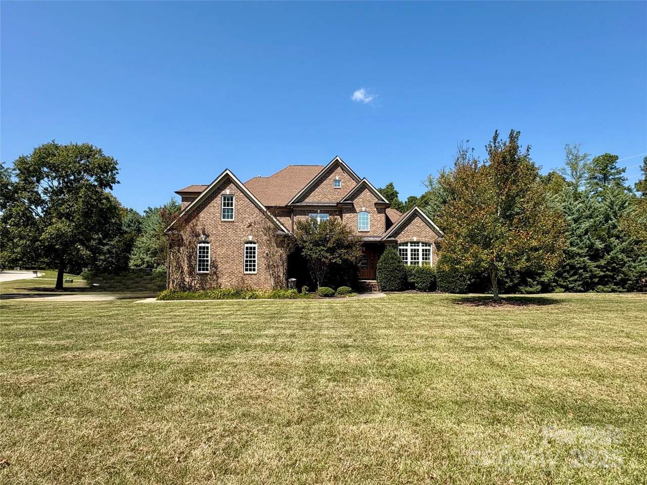 2553 Cozy Cove Drive - Photo 1