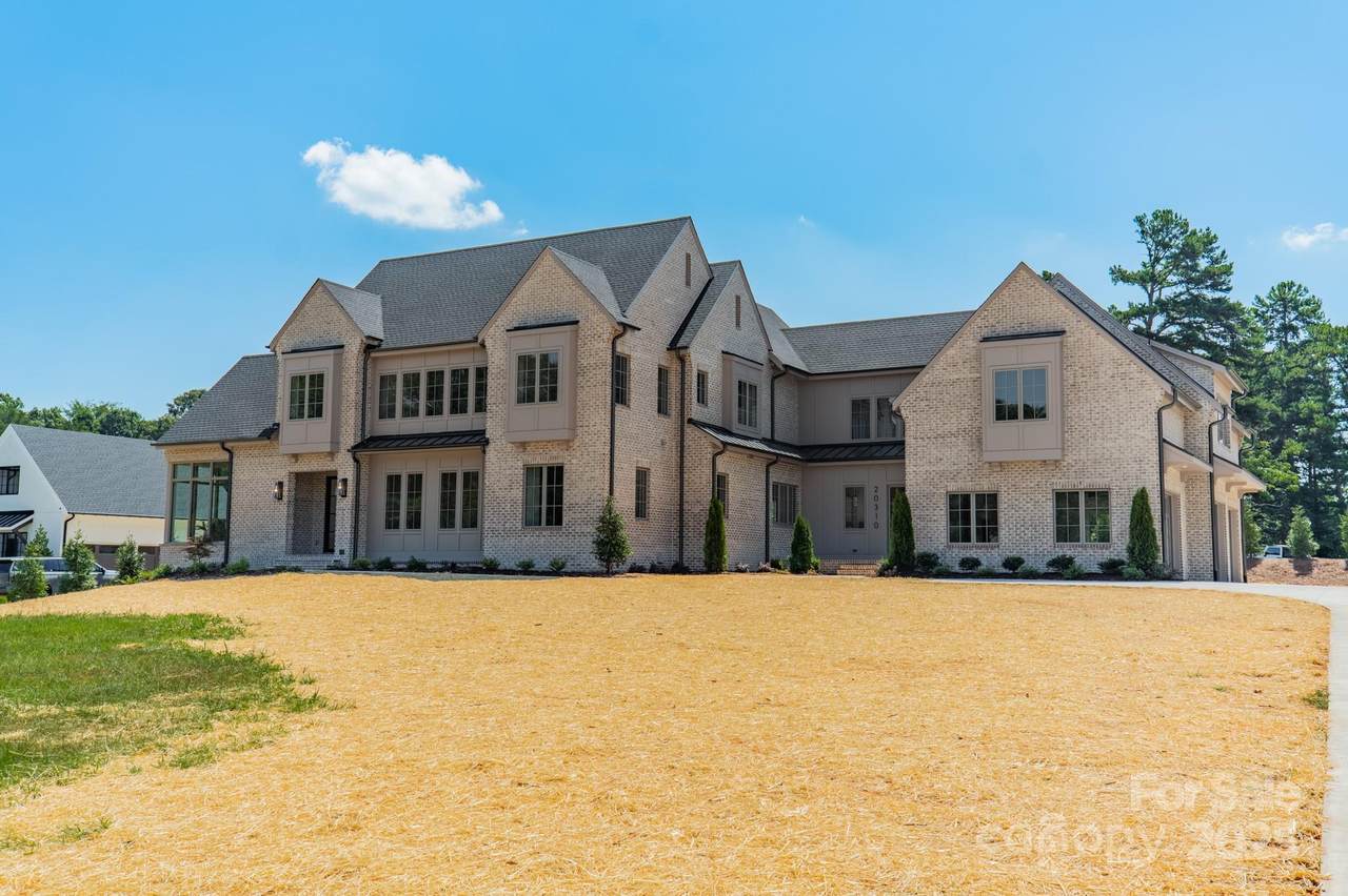 20310 Havenview Drive - Photo 1