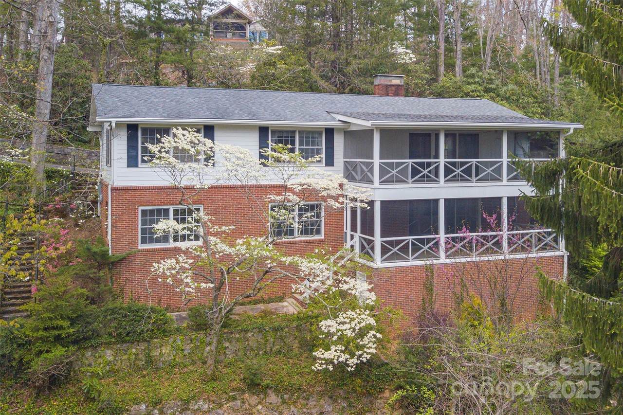 220 Ridge Road - Photo 1