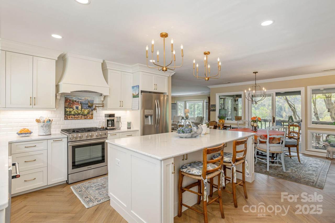 123 Burning Tree Lane - Photo 1