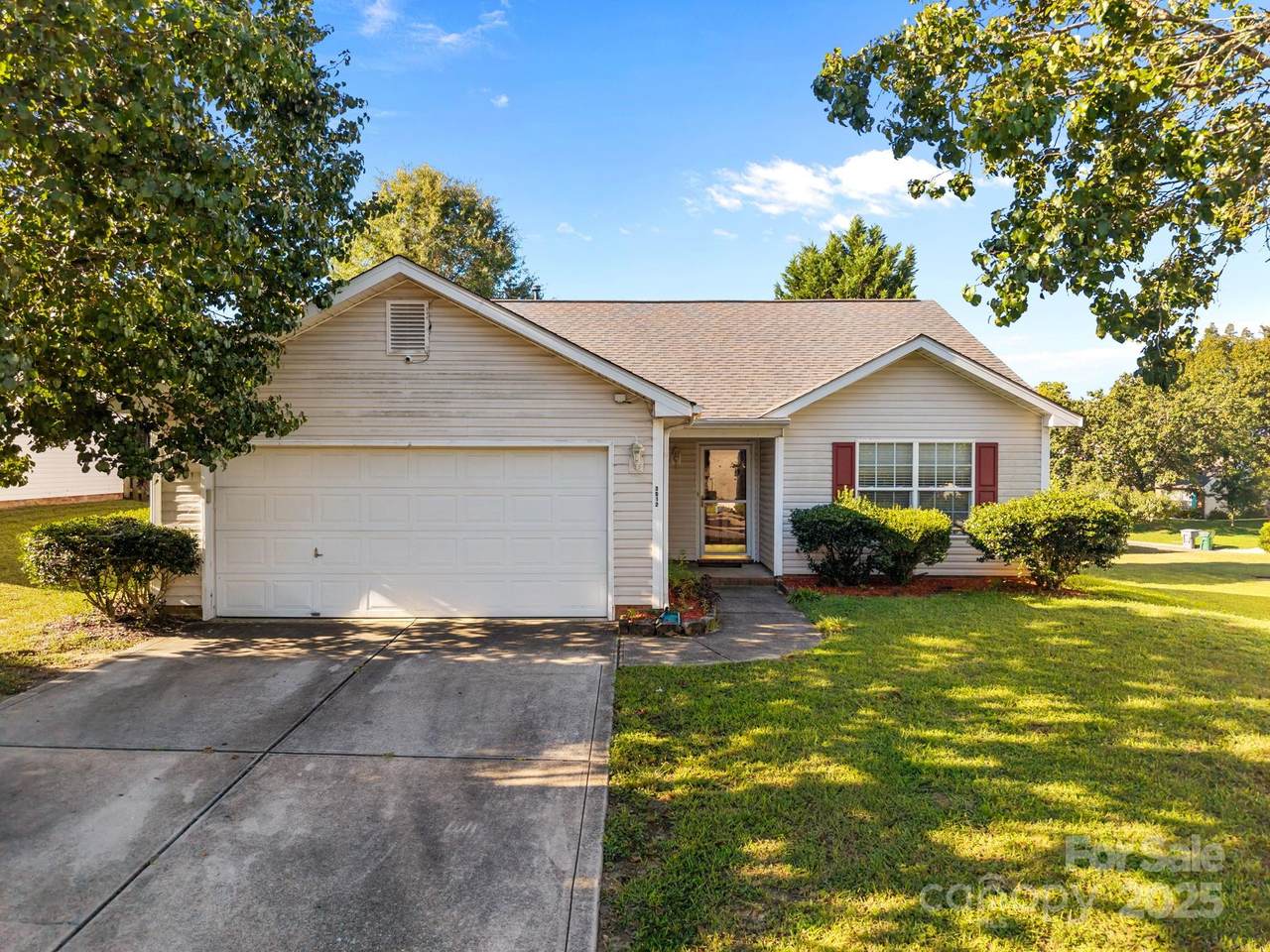 3012 Longspur Drive - Photo 1