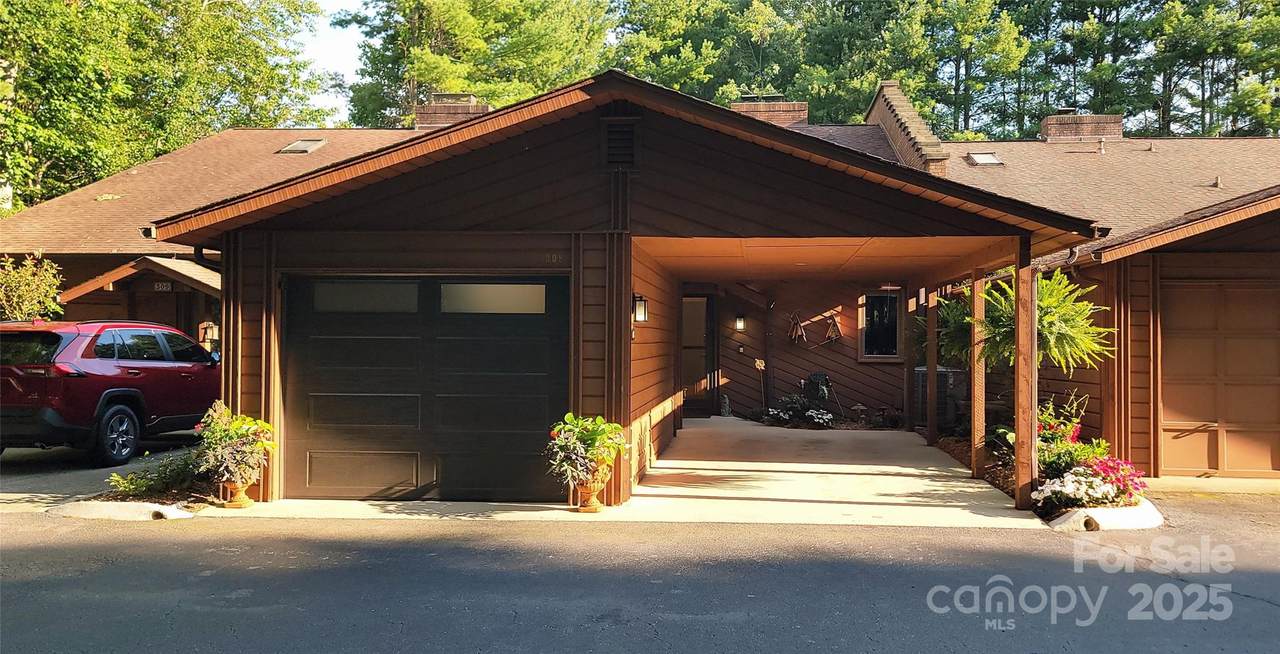 308 Woodfield Drive - Photo 1