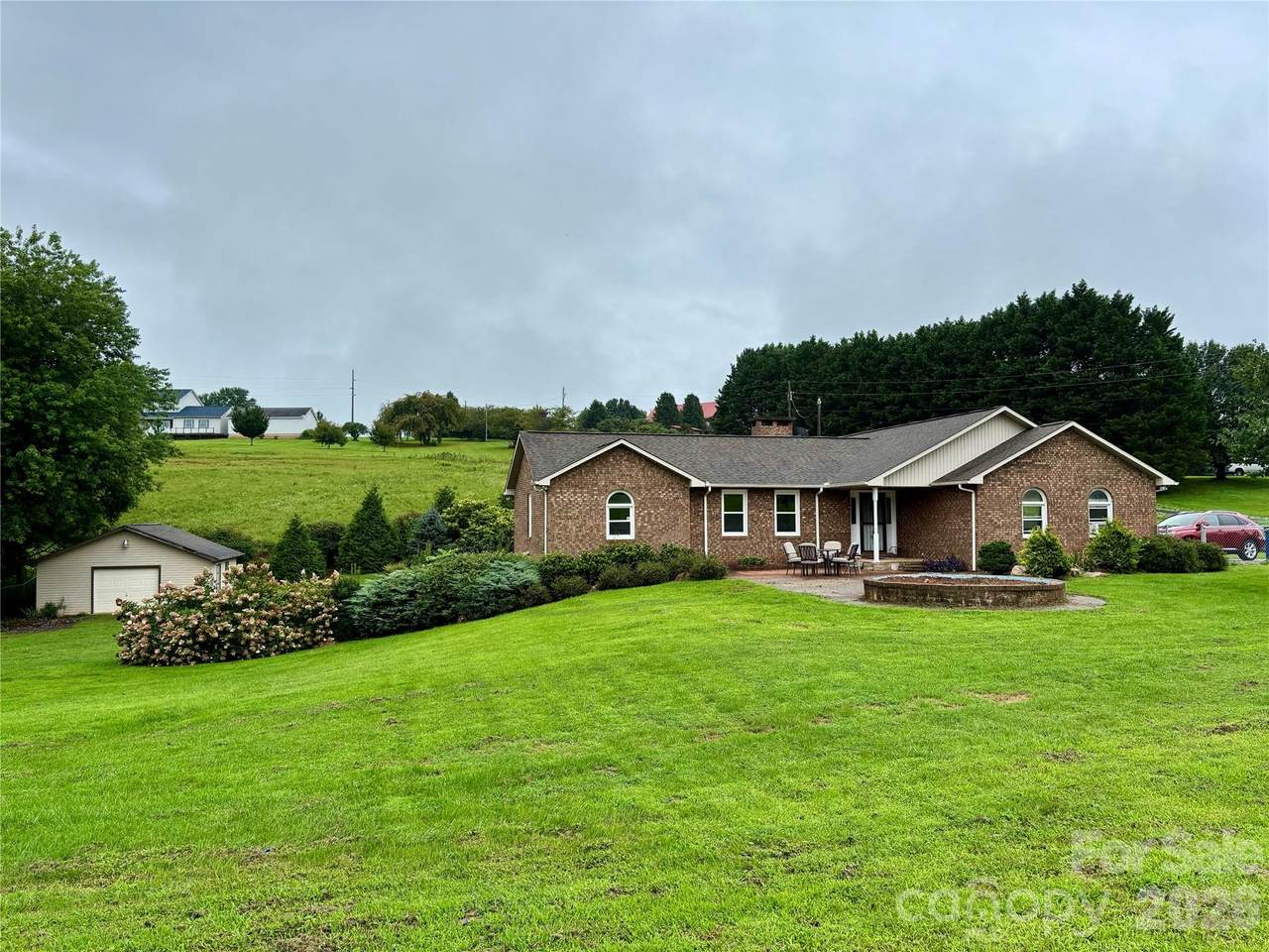 1633 Jamestown Road - Photo 1