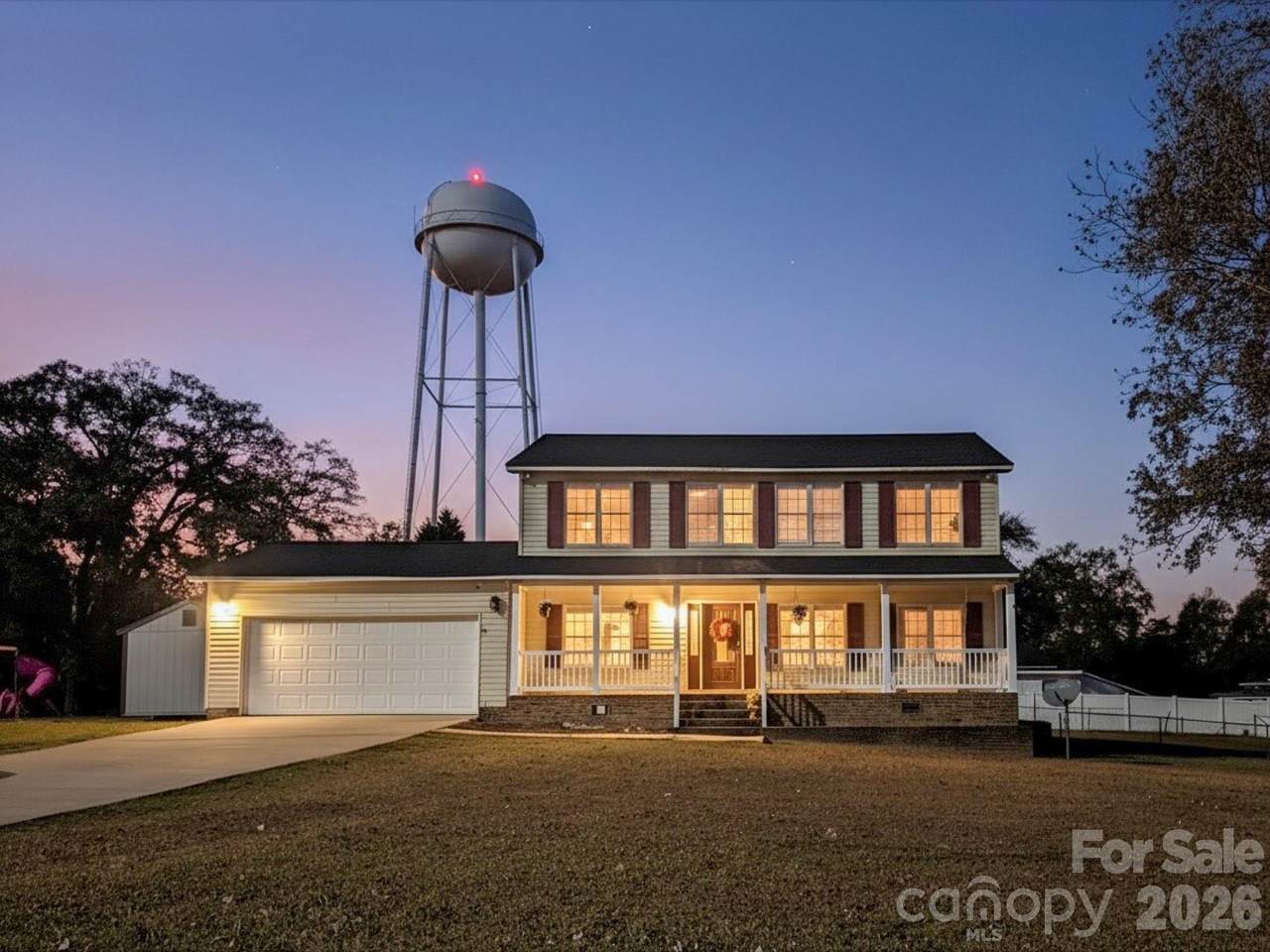 204 Rowland Avenue - Photo 1