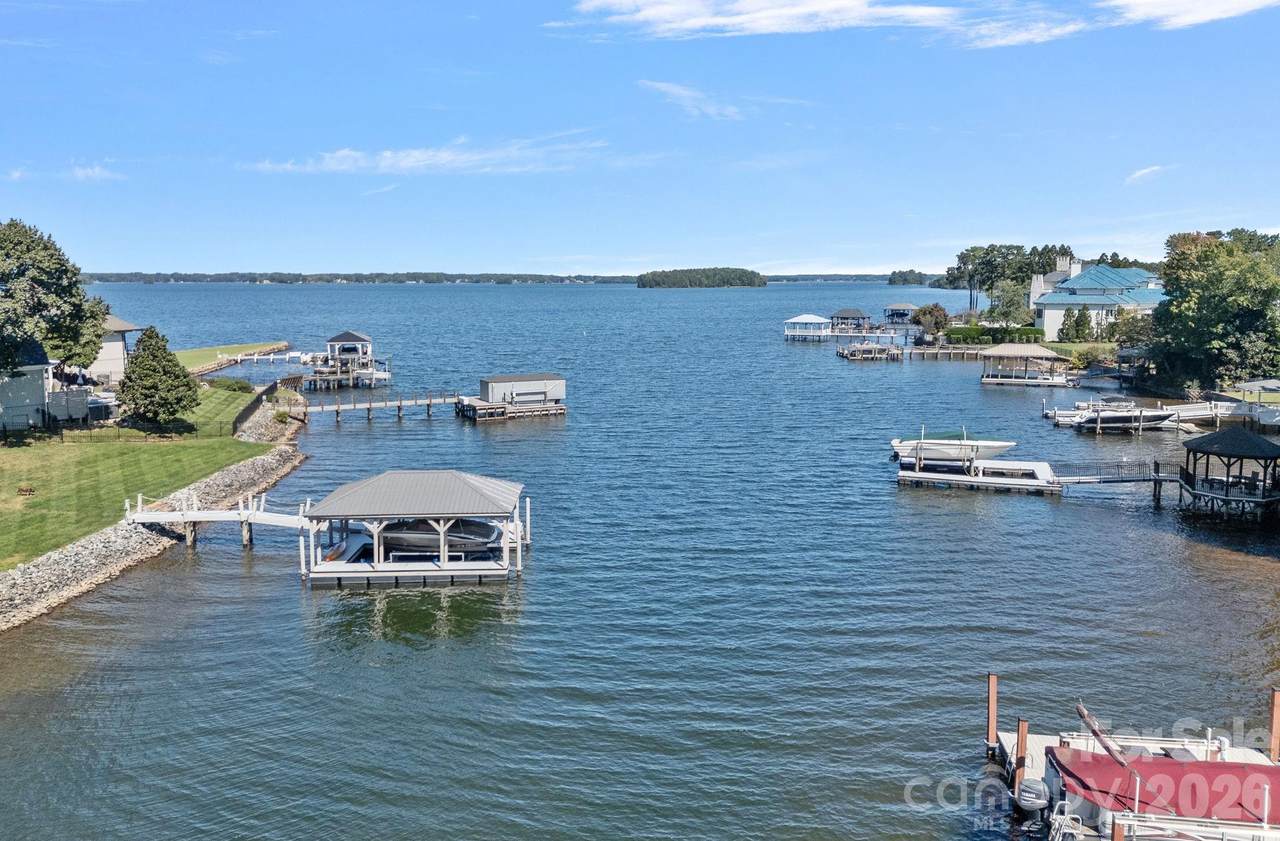 19002 Lakehouse Pointe Drive - Photo 1