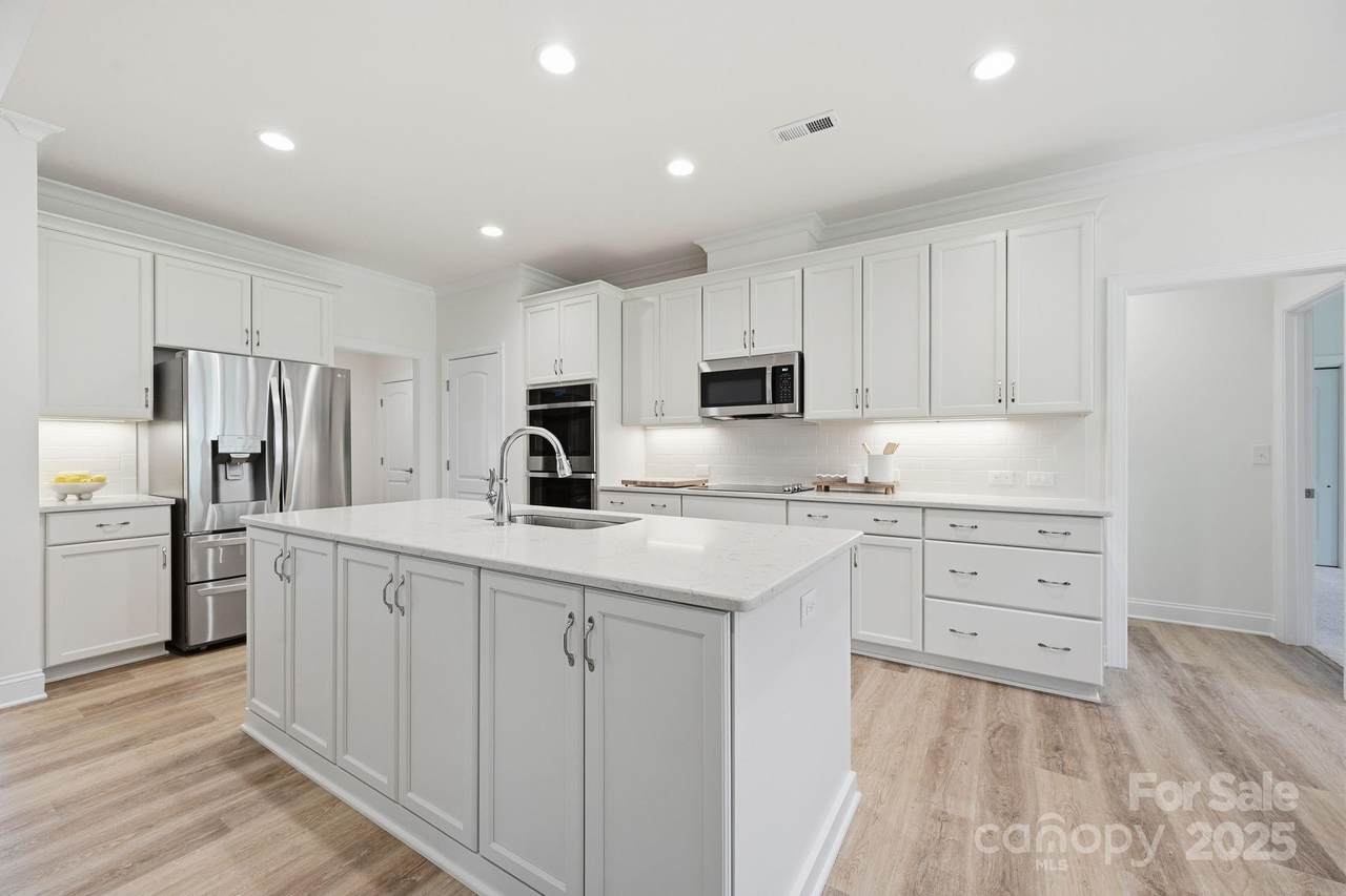 4058 Sagemont Drive - Photo 1
