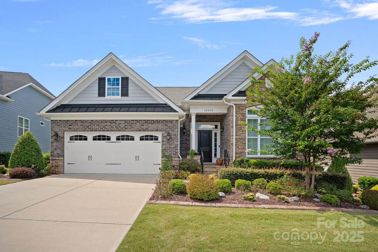 16015 Vale Ridge Drive - Photo 1
