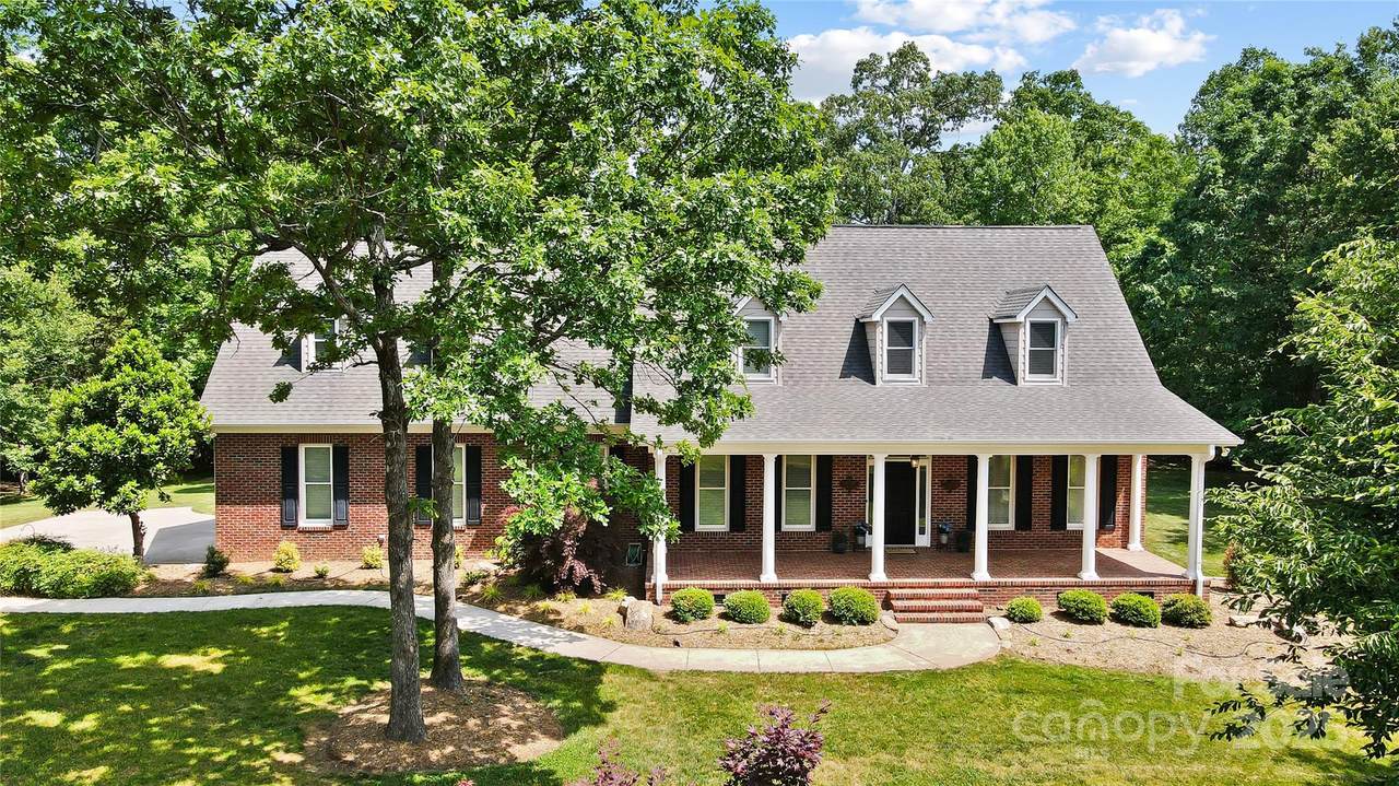 4570 Chanel Court - Photo 1