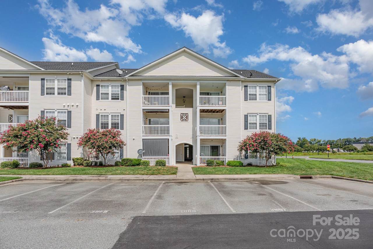 3809 Carl Parmer Drive - Photo 1