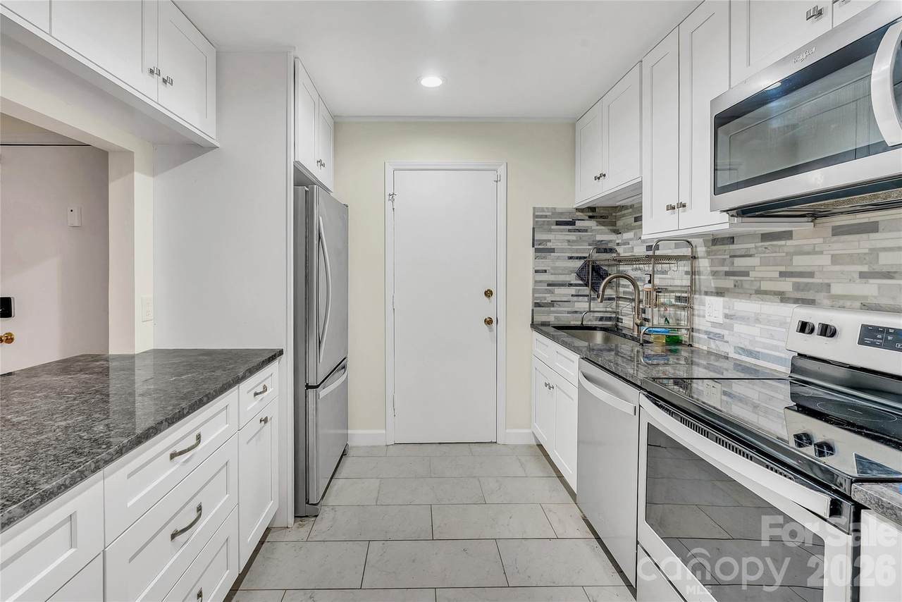 4754 Hedgemore Drive - Photo 1