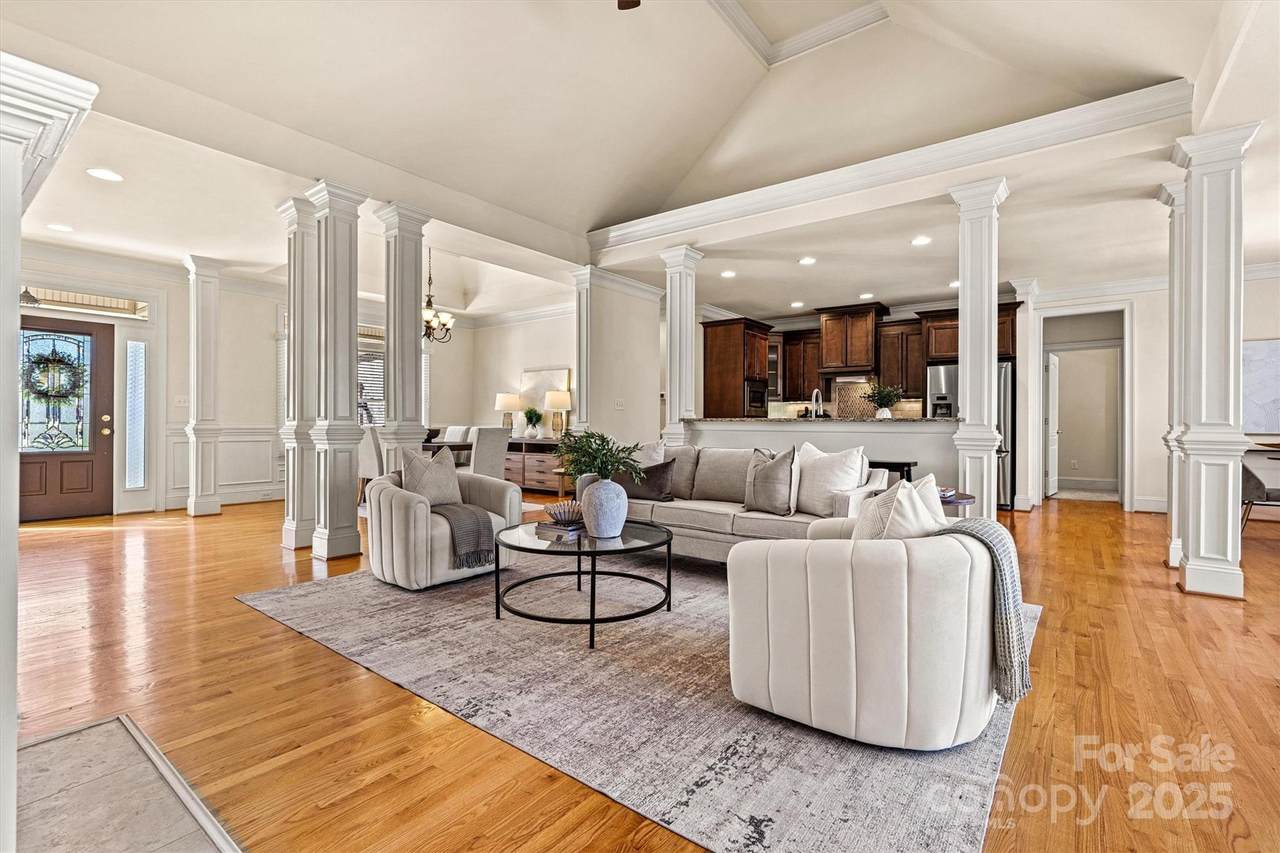 2504 Stoneview Court - Photo 1