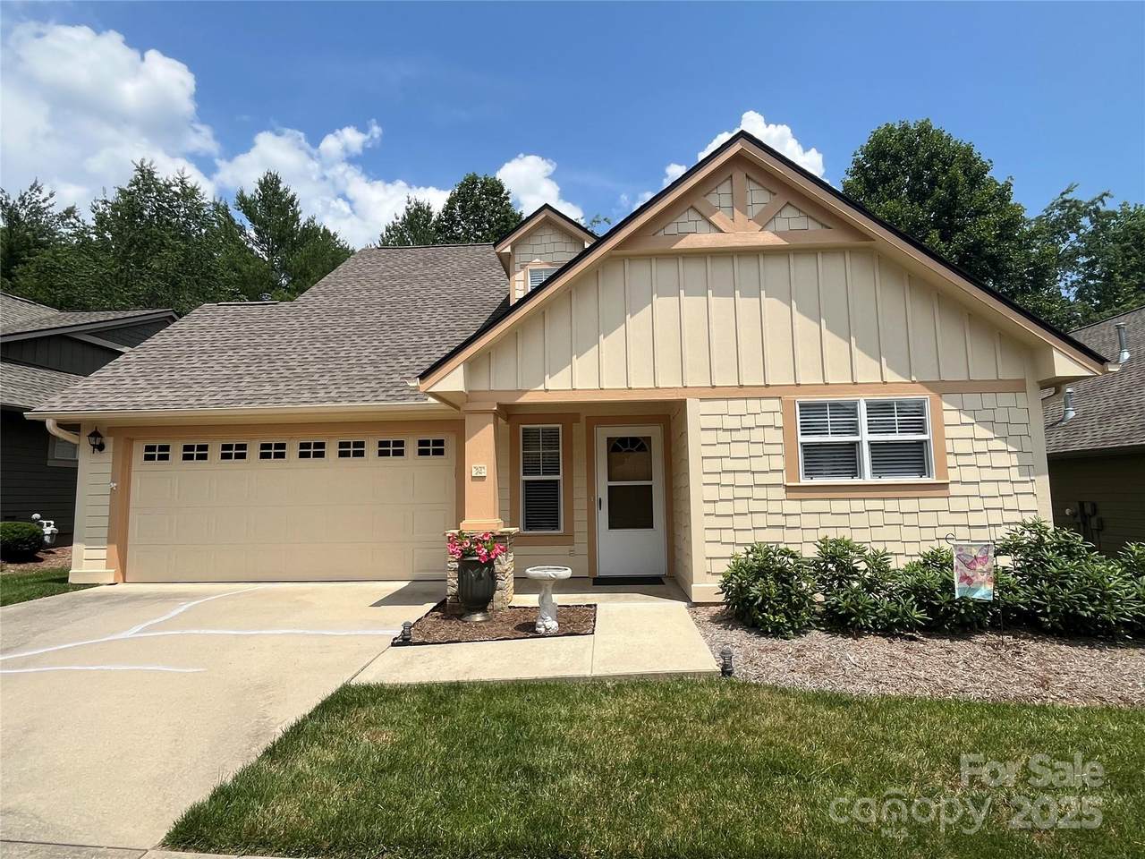 24 Gray Wolf Lane - Photo 1