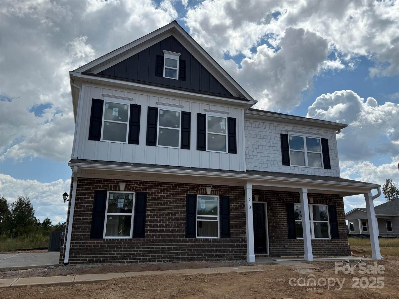 518 Hullview Vista - Photo 1