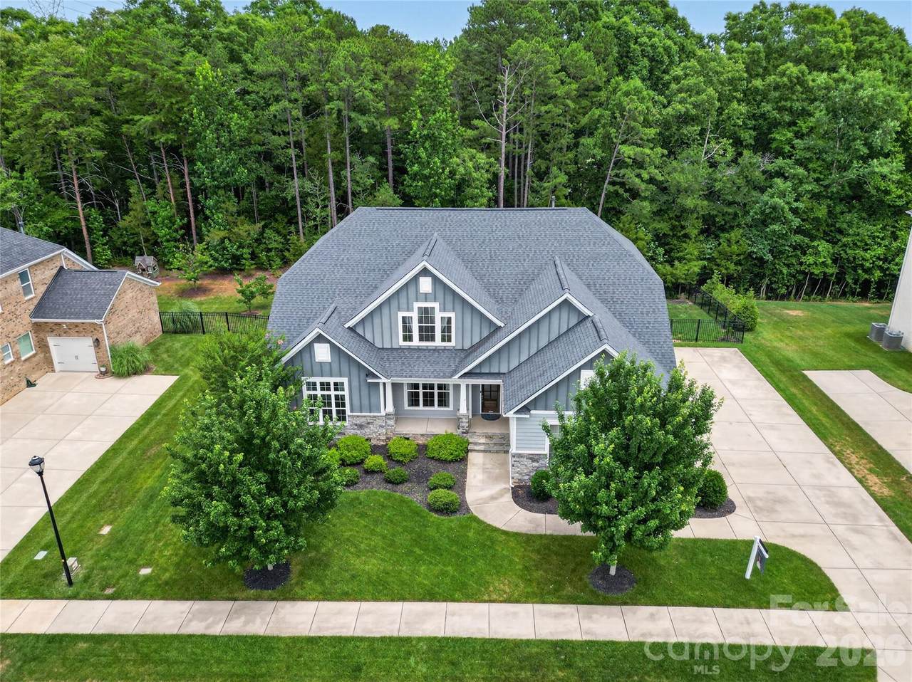 137 Trelawn Street - Photo 1