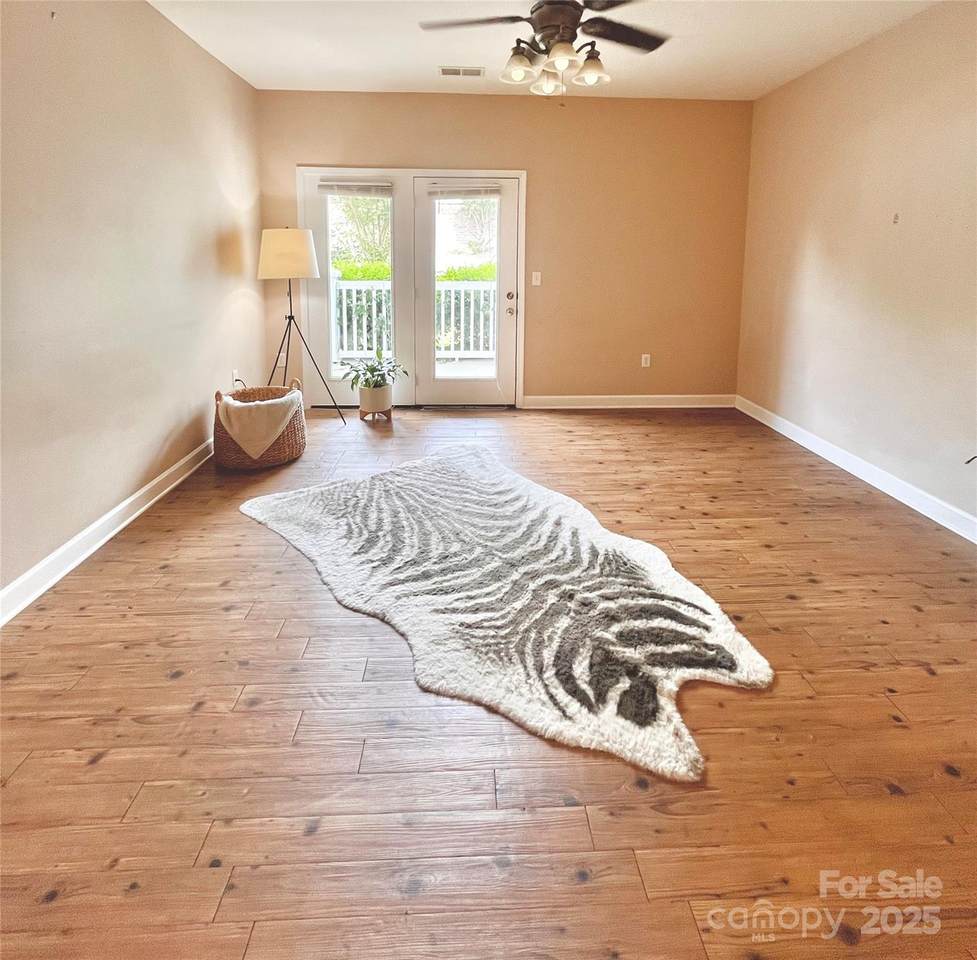 11264 Hyde Pointe Court - Photo 1
