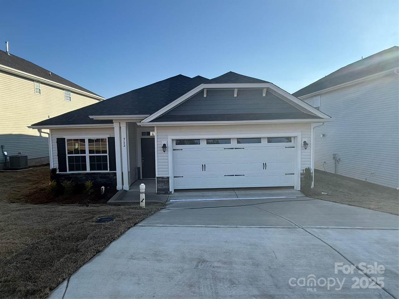 713 Inwood Hill Drive - Photo 1