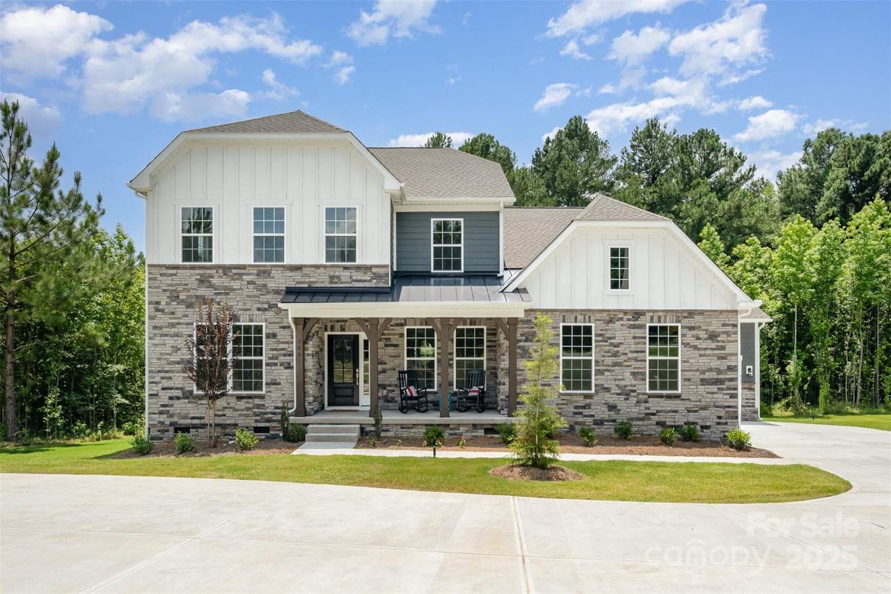 7001 New Town Road - Photo 1