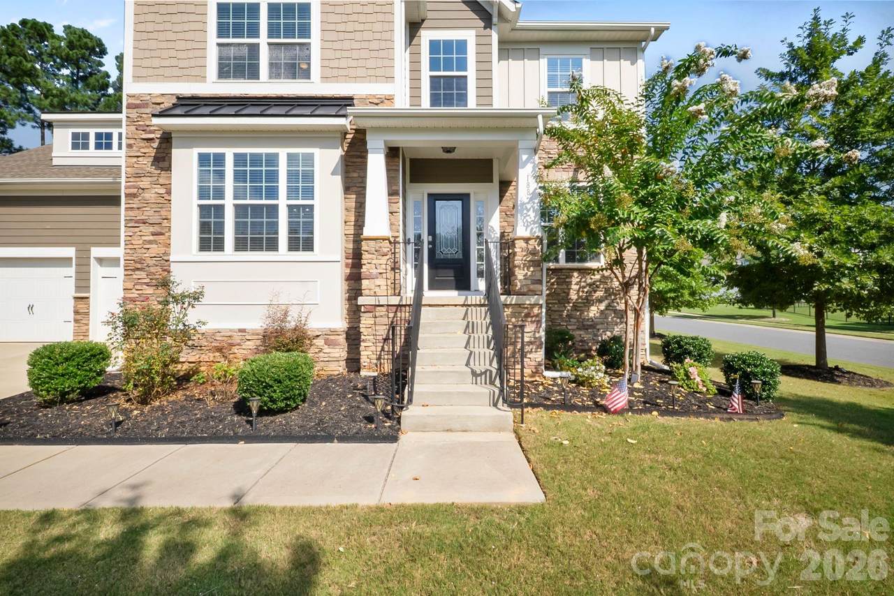 188 Sweet Briar Drive - Photo 1