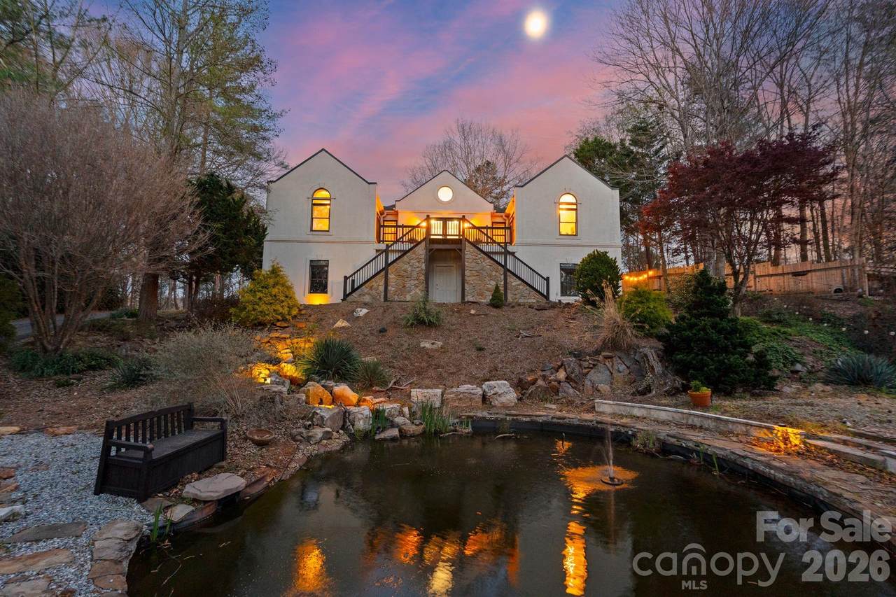 214 Ridgeway Drive - Photo 1